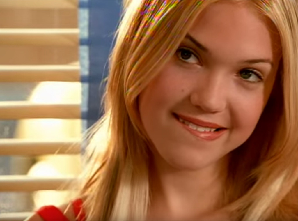 rs_1024x759-161104130814-1024.Mandy-Moore-Candy-Music-Video-Clip-5.kg.110416.jpg